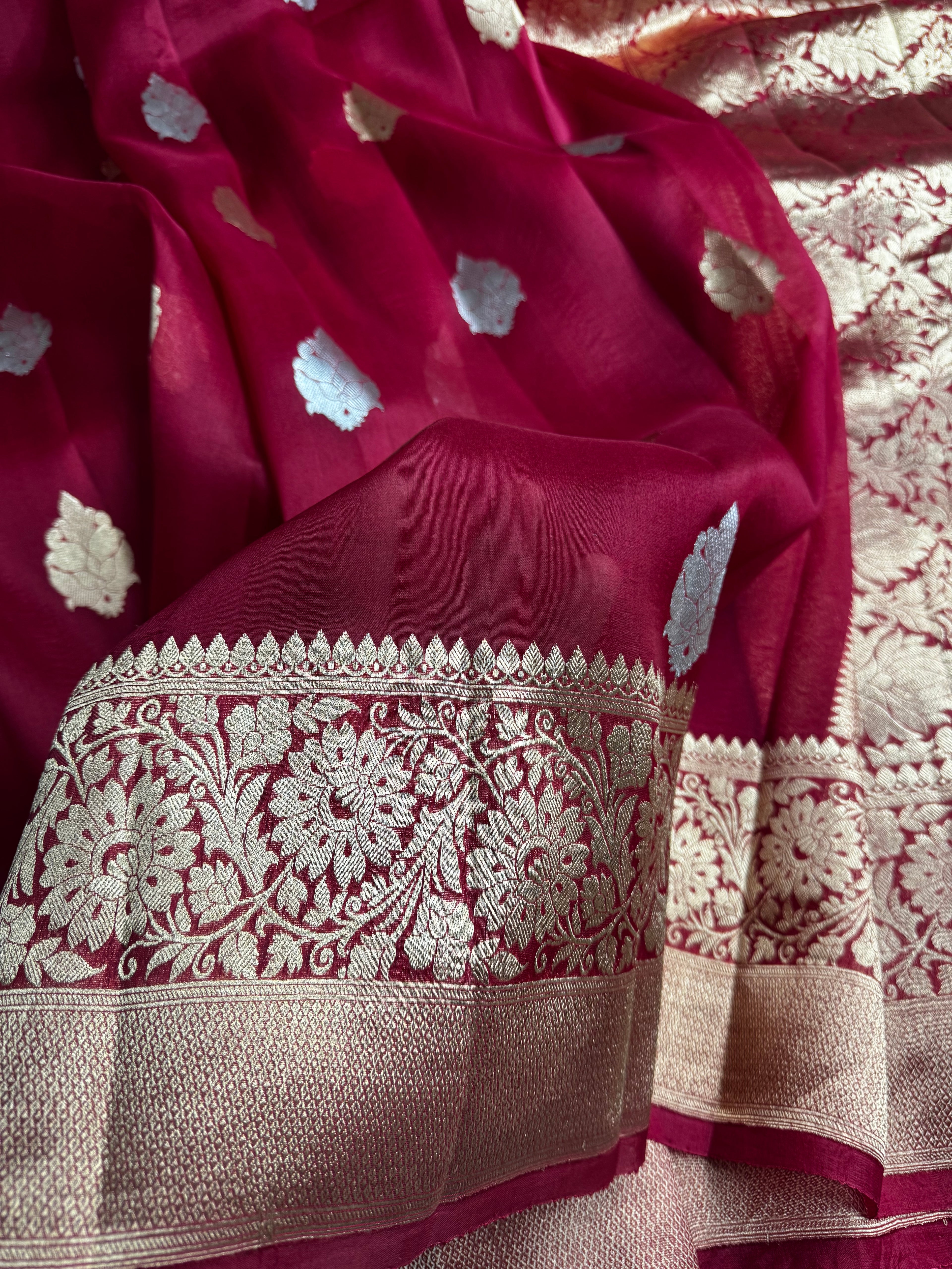 Red Pure Kora Organza Sona & Roopa Silk Banarasi Border Booti Saree