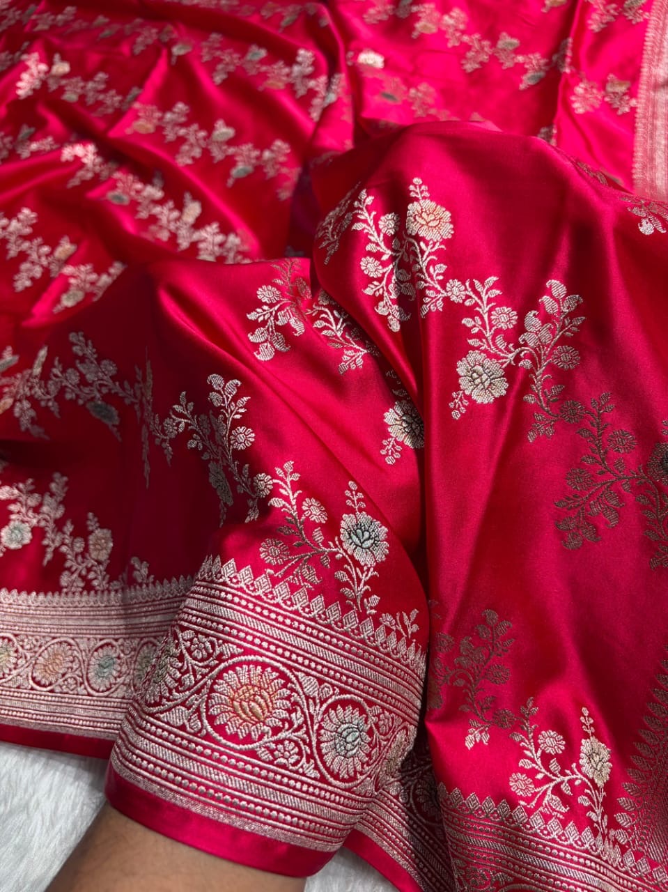 Red Meenakari Mashru Katan Silk Banarasi Saree