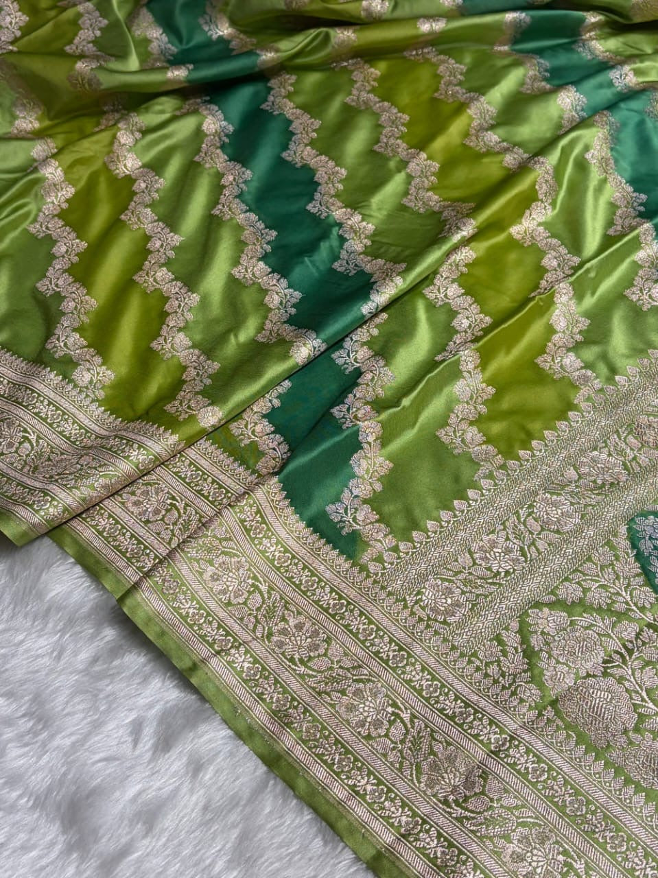 Rangkat Mashru Katan Silk Banarasi Saree