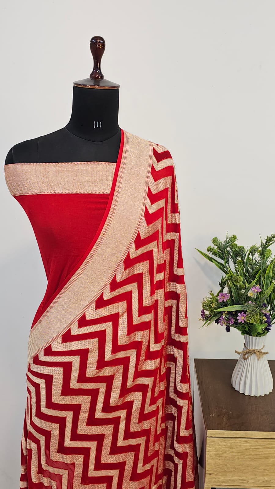 Red Pure Khaddi Georgette Silk Banarasi Saree