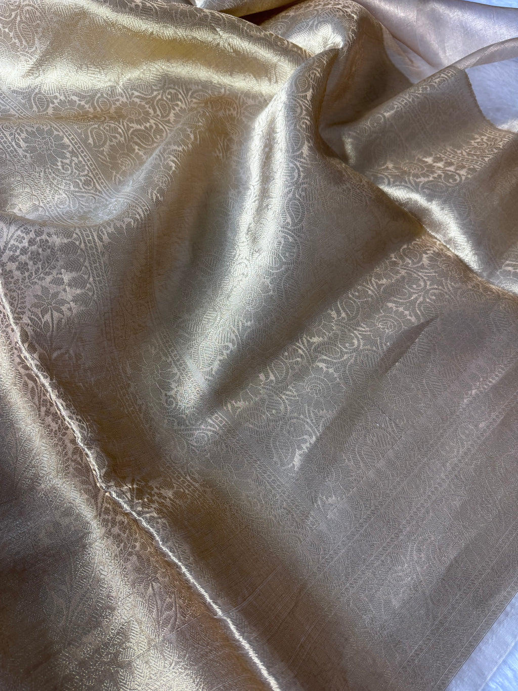 Off White Pure Tissue Silk Banarasi Saree