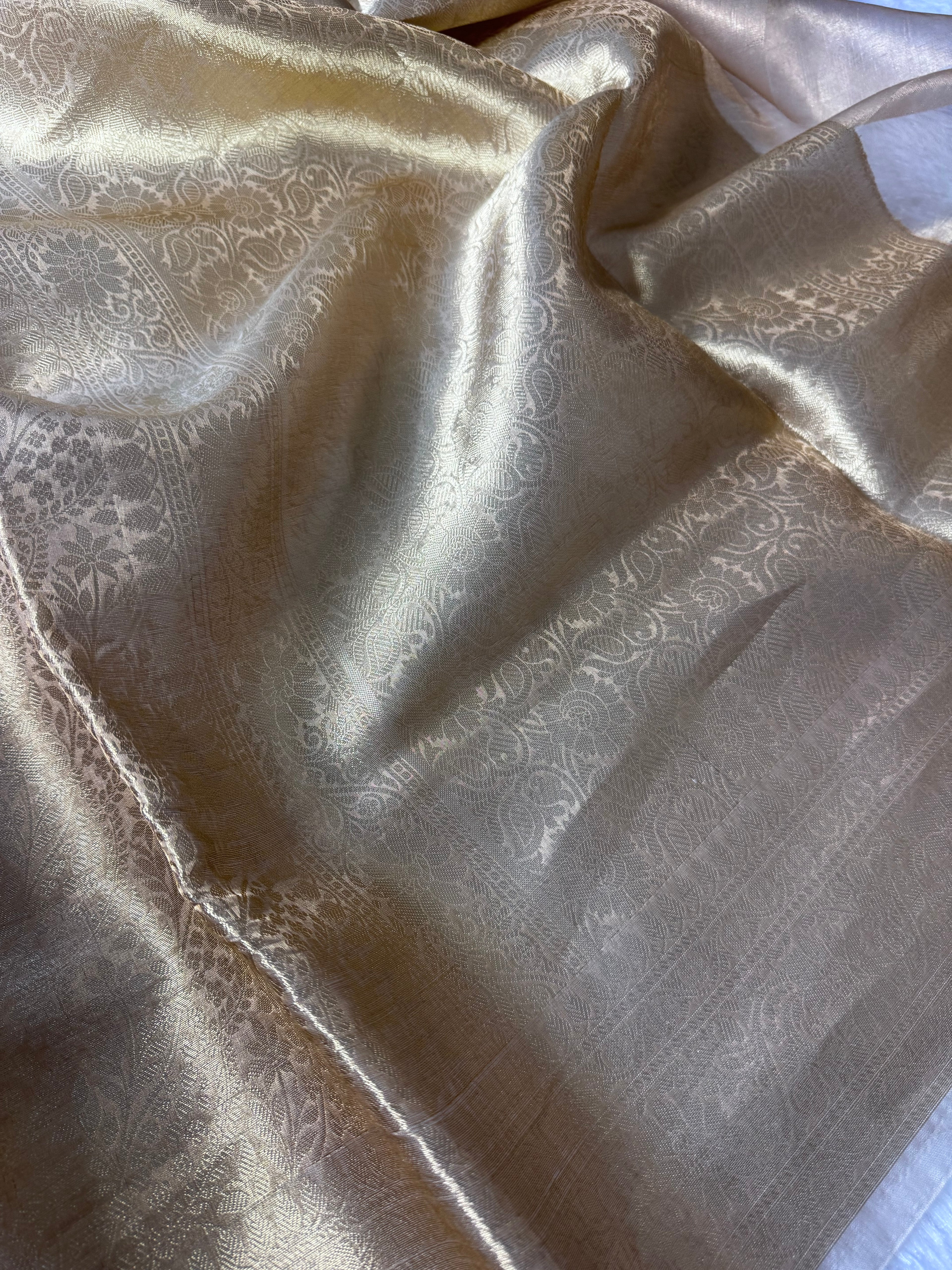 Off White Pure Tissue Silk Banarasi Saree