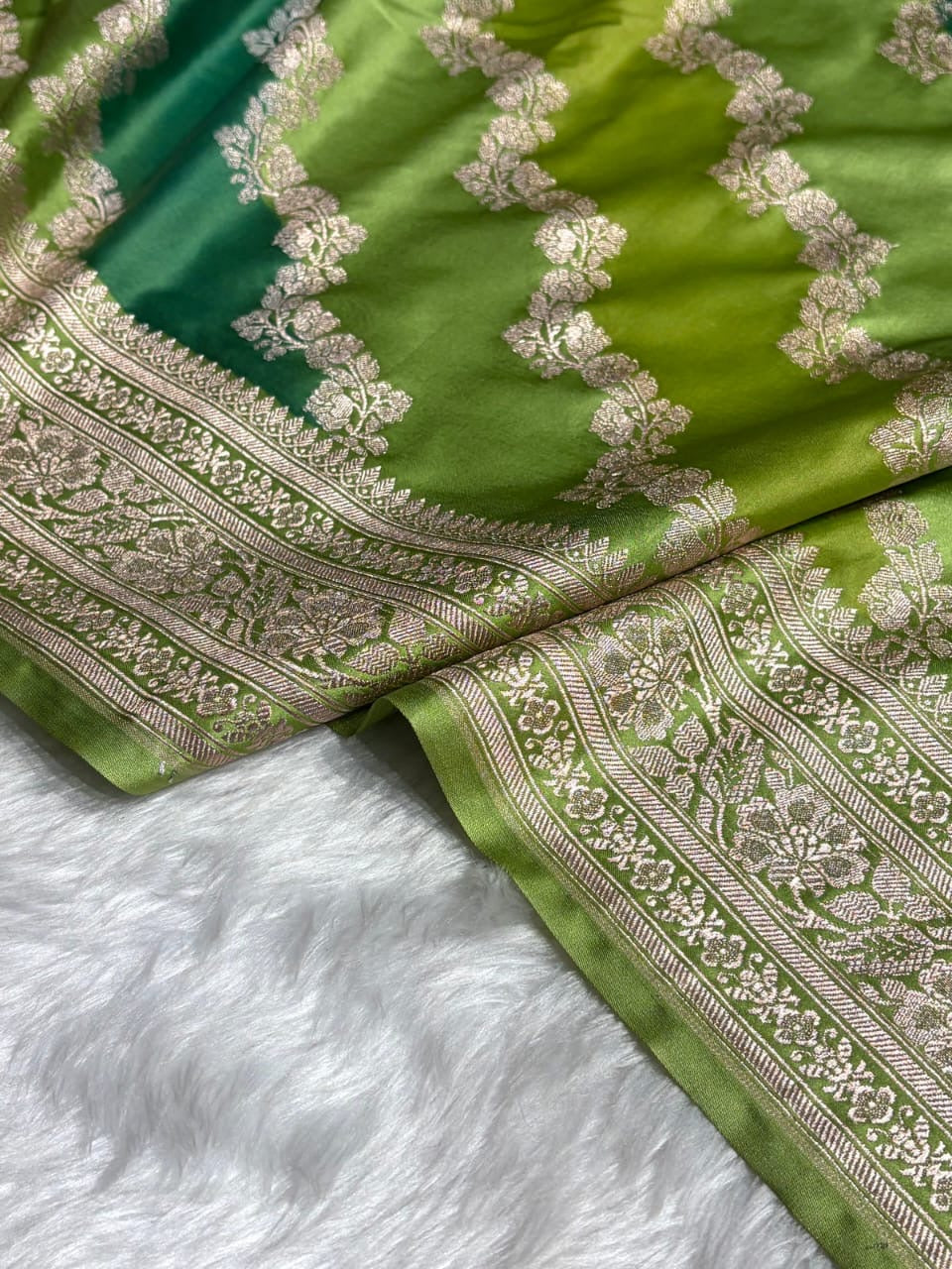 Rangkat Mashru Katan Silk Banarasi Saree