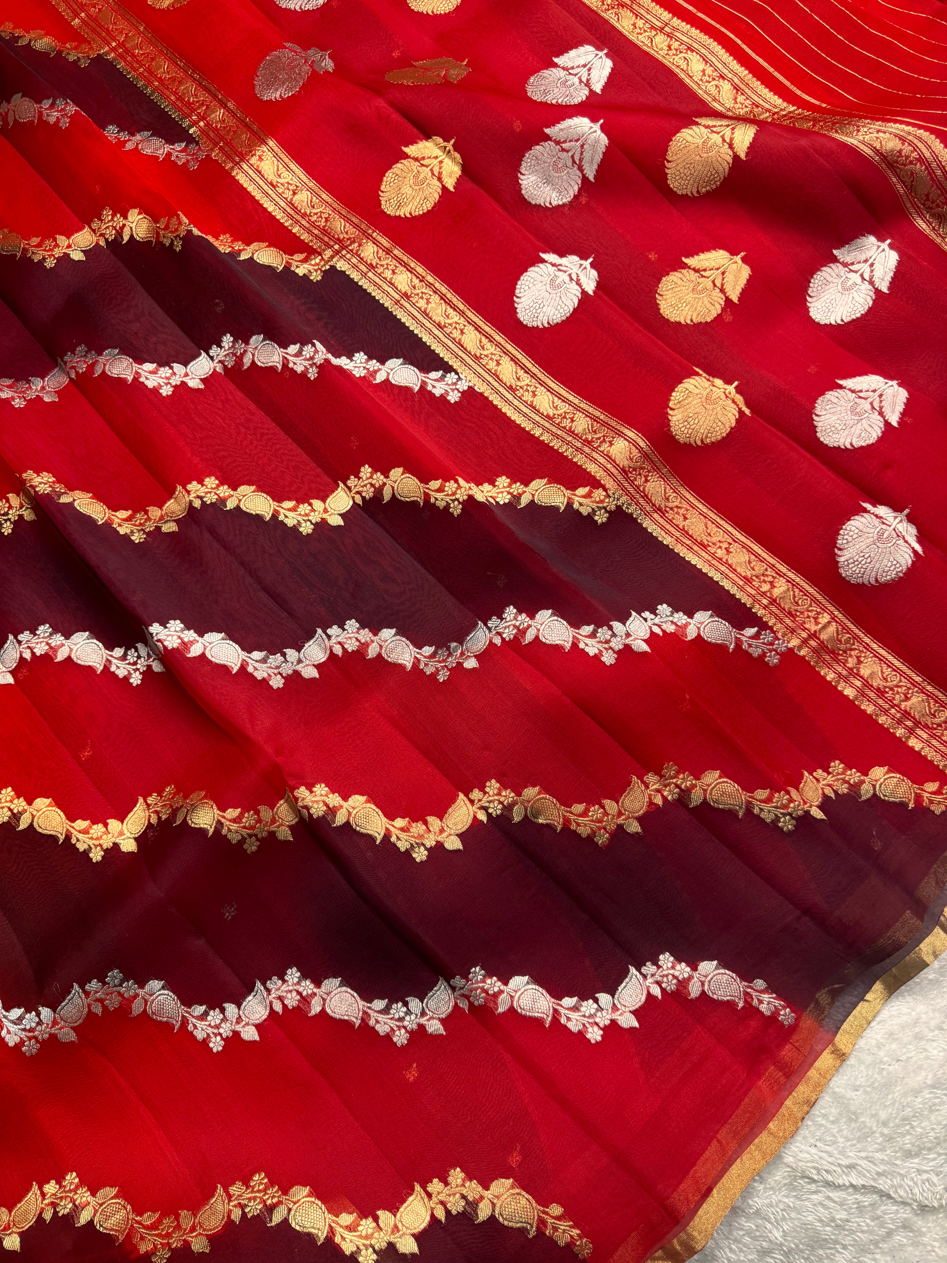 Rangkat Sona Roopa Pure Kora Organza Silk Banarasi Stripe Saree