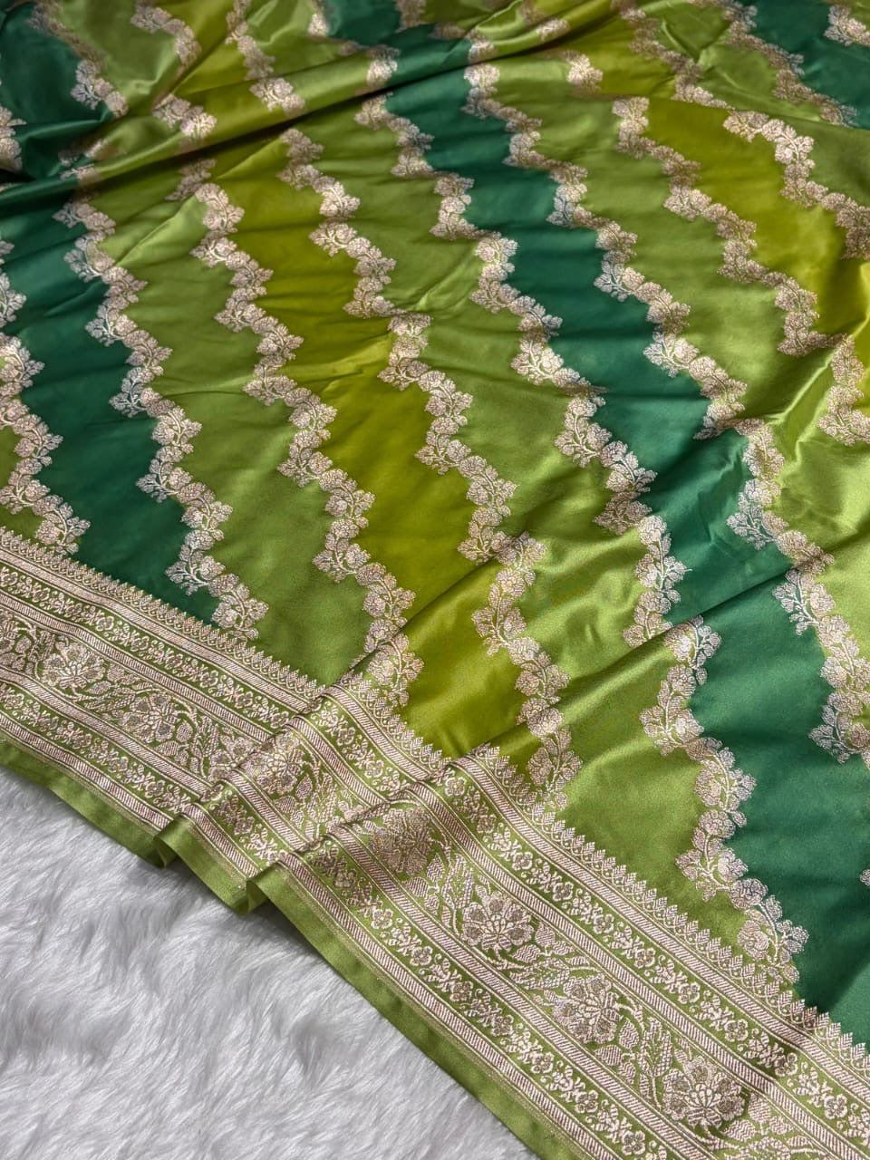 Rangkat Mashru Katan Silk Banarasi Saree