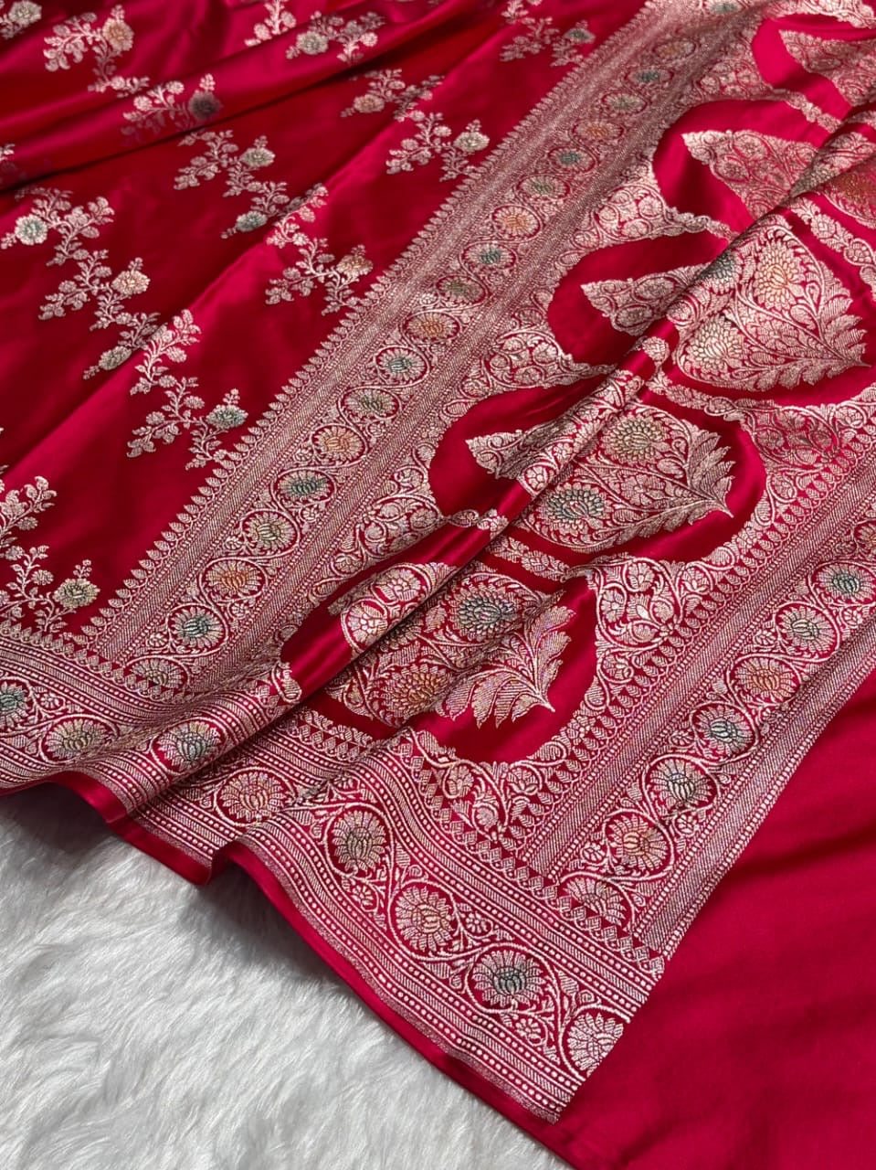 Red Meenakari Mashru Katan Silk Banarasi Saree