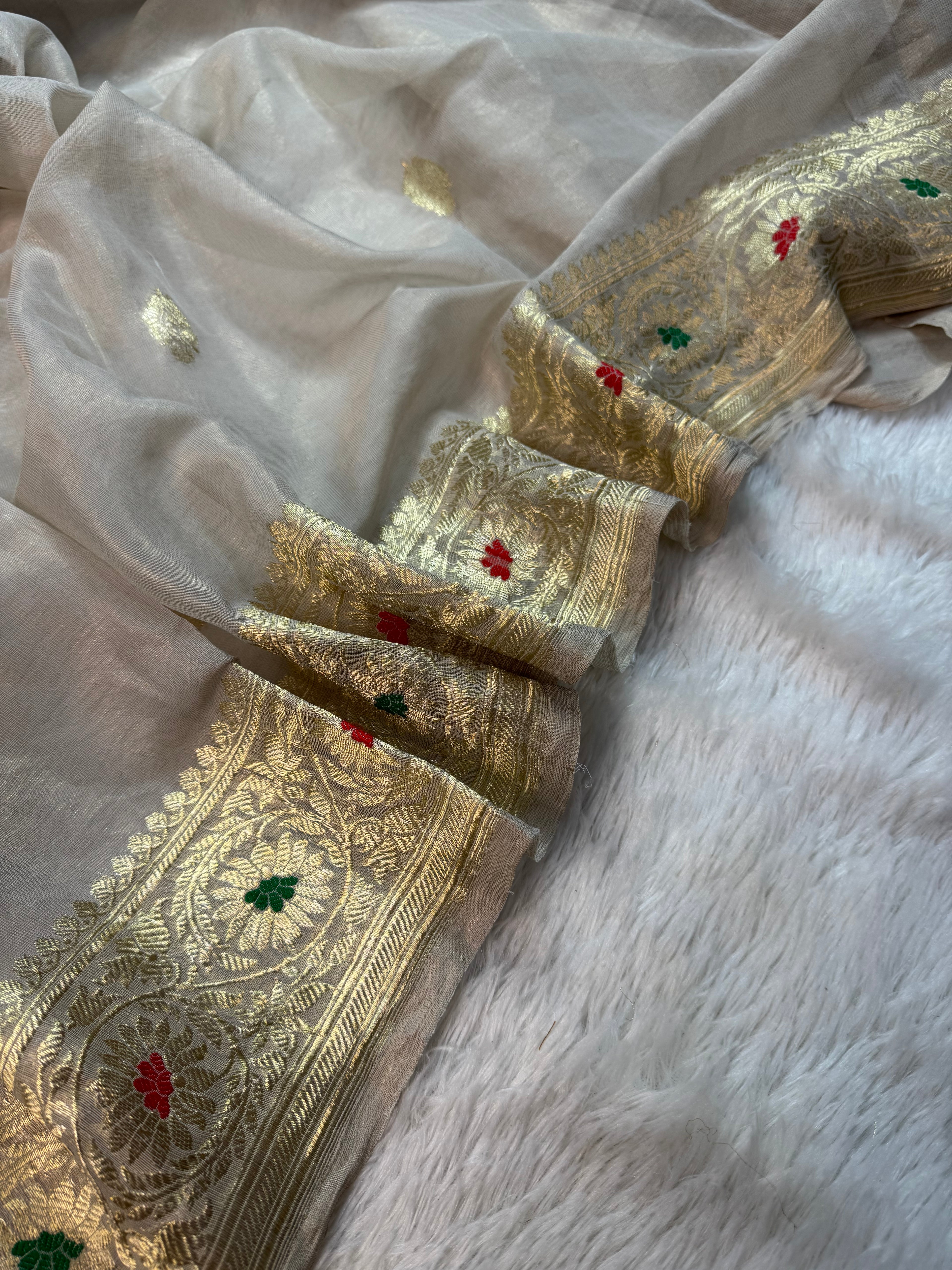 Natural Pure Khaddi Tissue Chiffon Water & Roopa Zari Meenakari Banarasi Saree