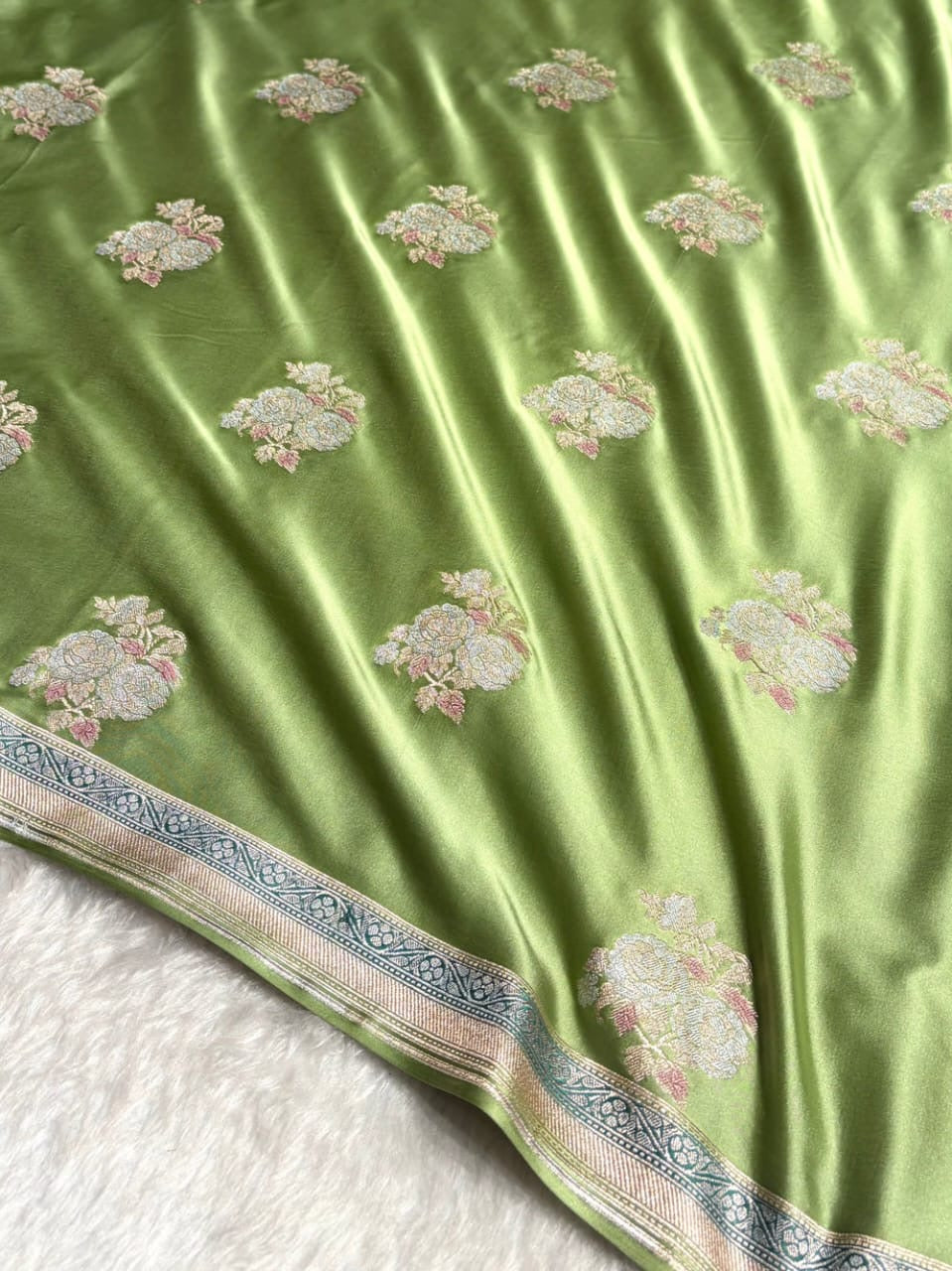 Pista Meenakari Mashru Katan Silk Banarasi Saree