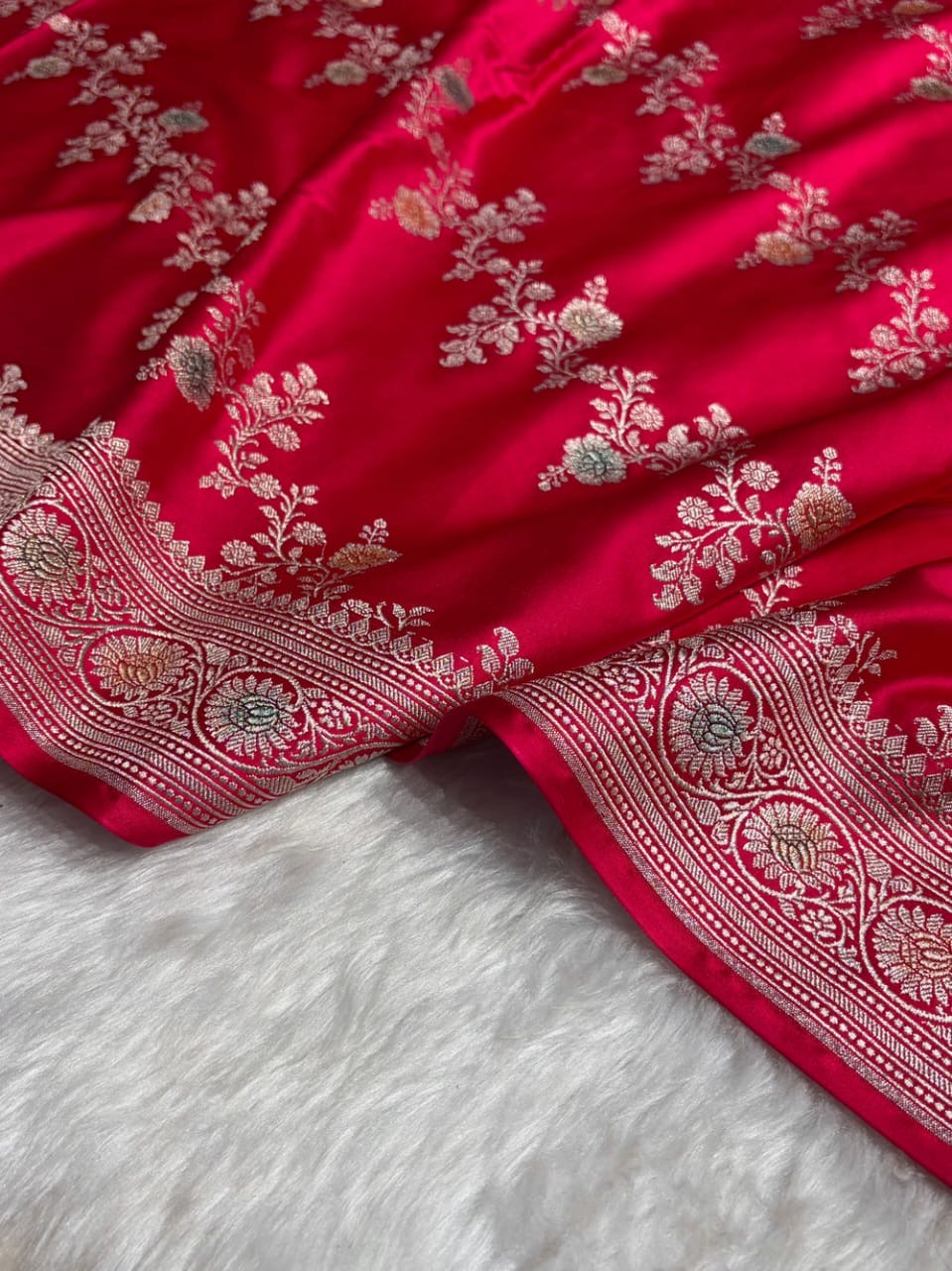 Red Meenakari Mashru Katan Silk Banarasi Saree