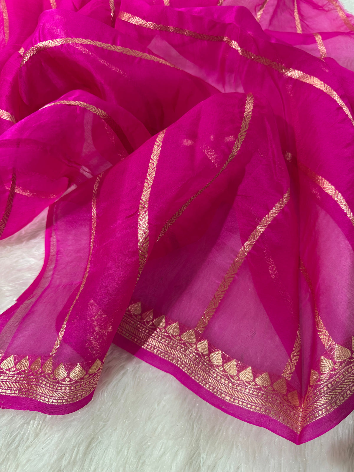 Bottle Green & Rani Pink Pure Kora Organza Silk Banarasi Saree
