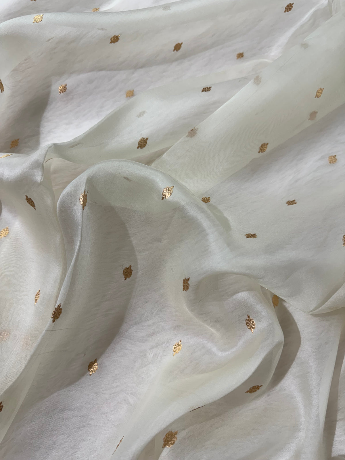 Off-White & Orange Pure Kora Organza Silk Banarasi Saree