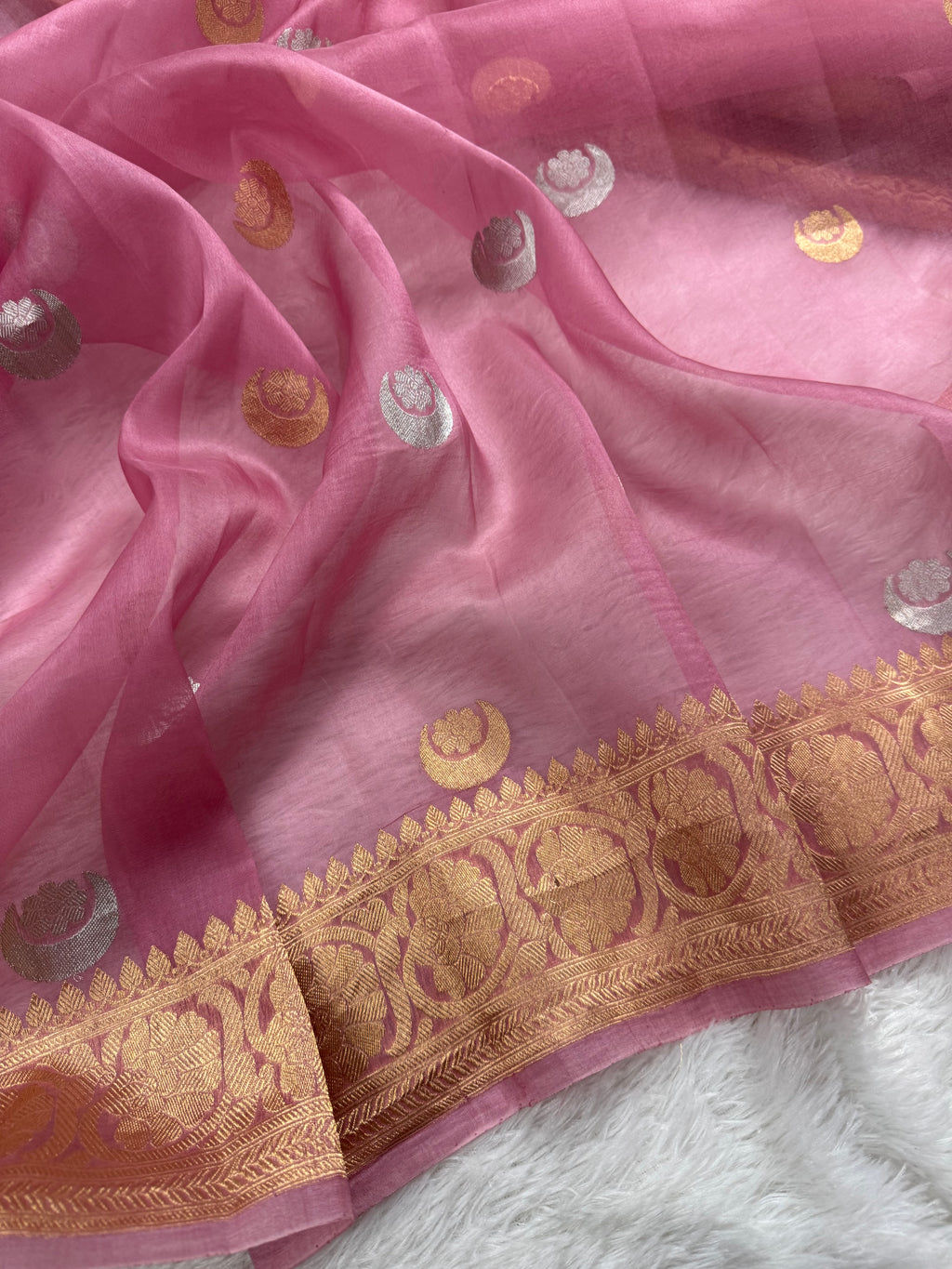 Chand Tara Sona & Roopa Pure Kora Organza Silk Banarasi Saree