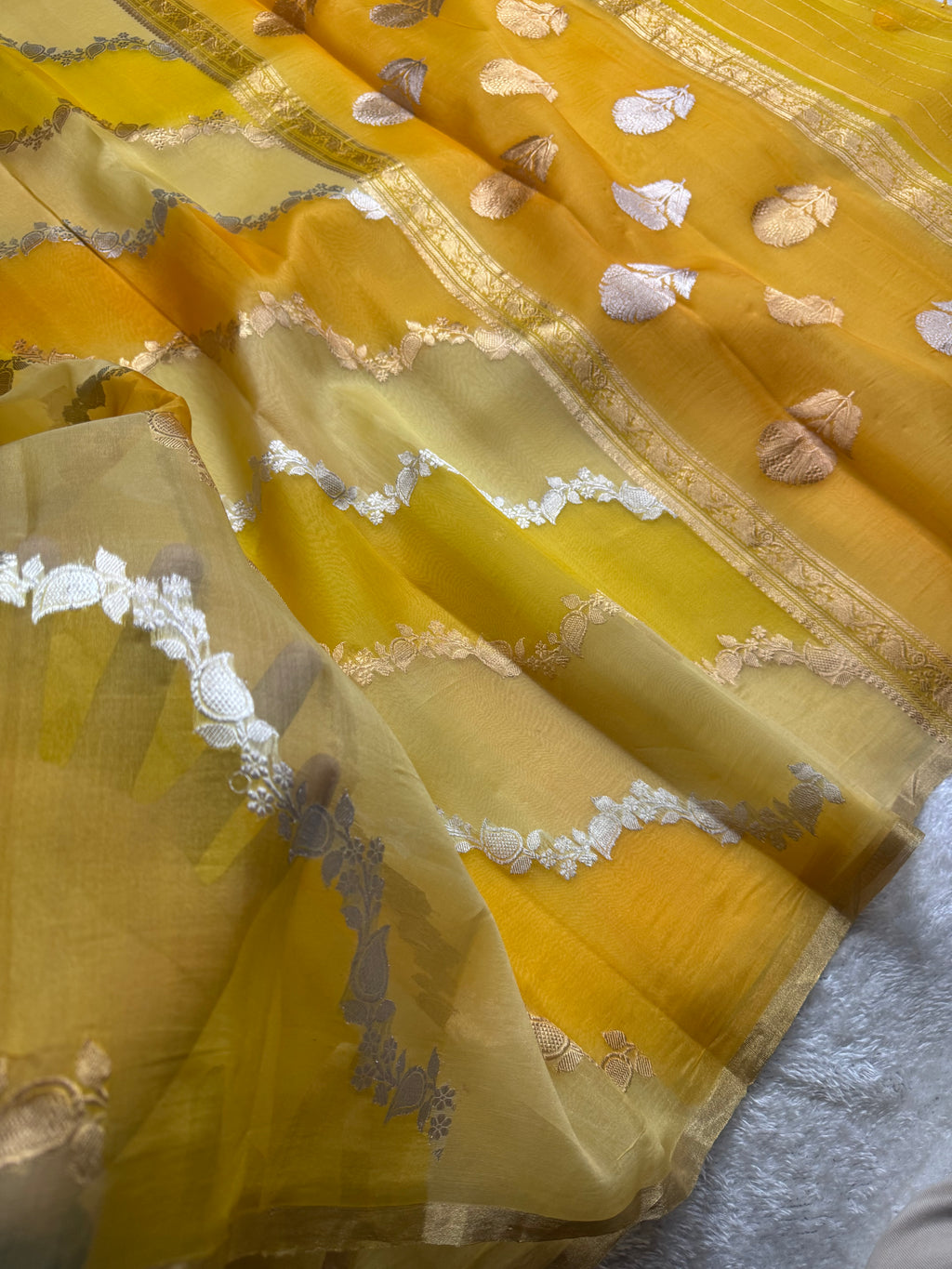 Rangkat Sona Roopa Pure Kora Organza Silk Banarasi Stripe Saree
