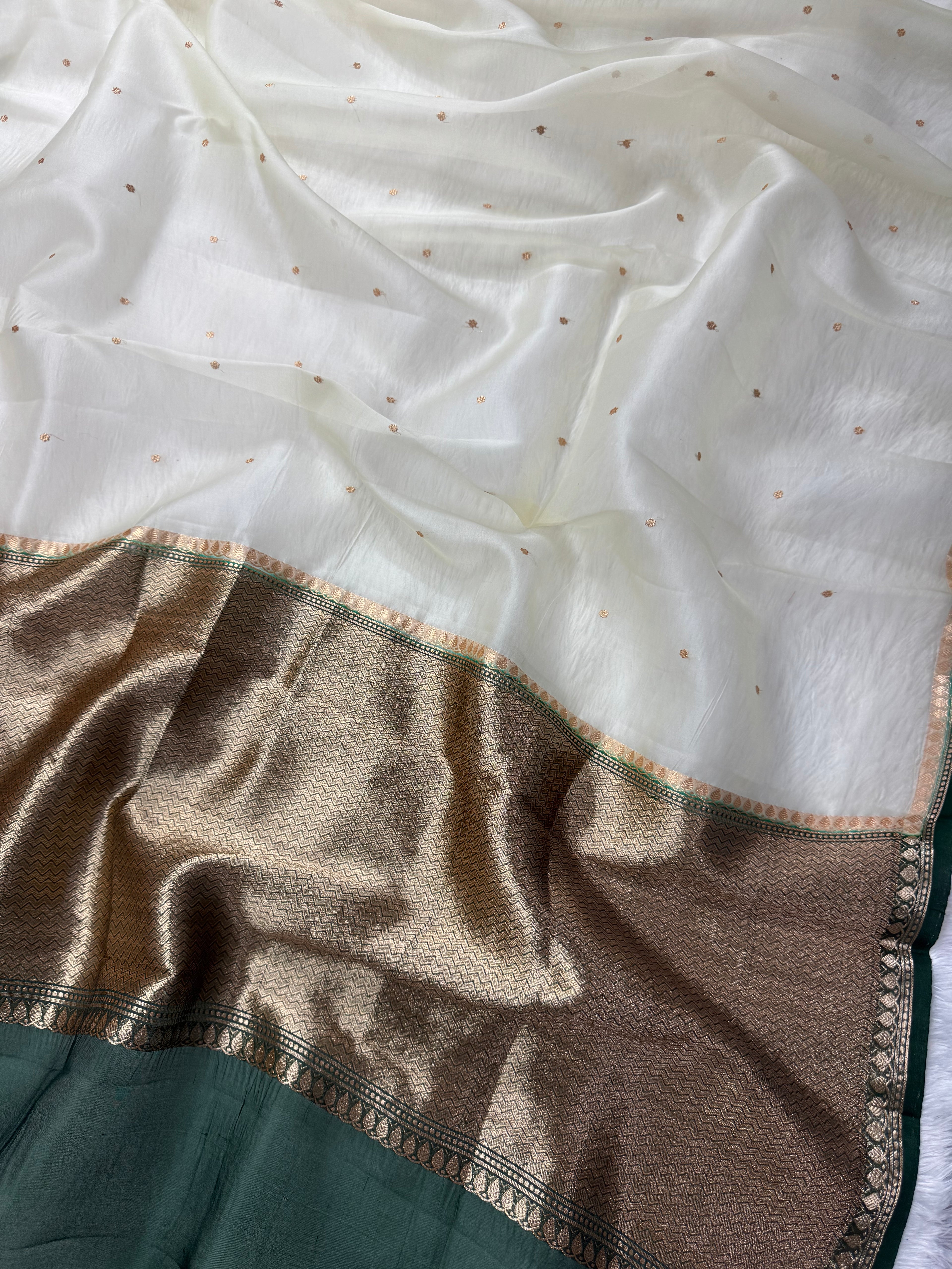 Bottle Green & White Pure Kora Organza Silk Banarasi Saree