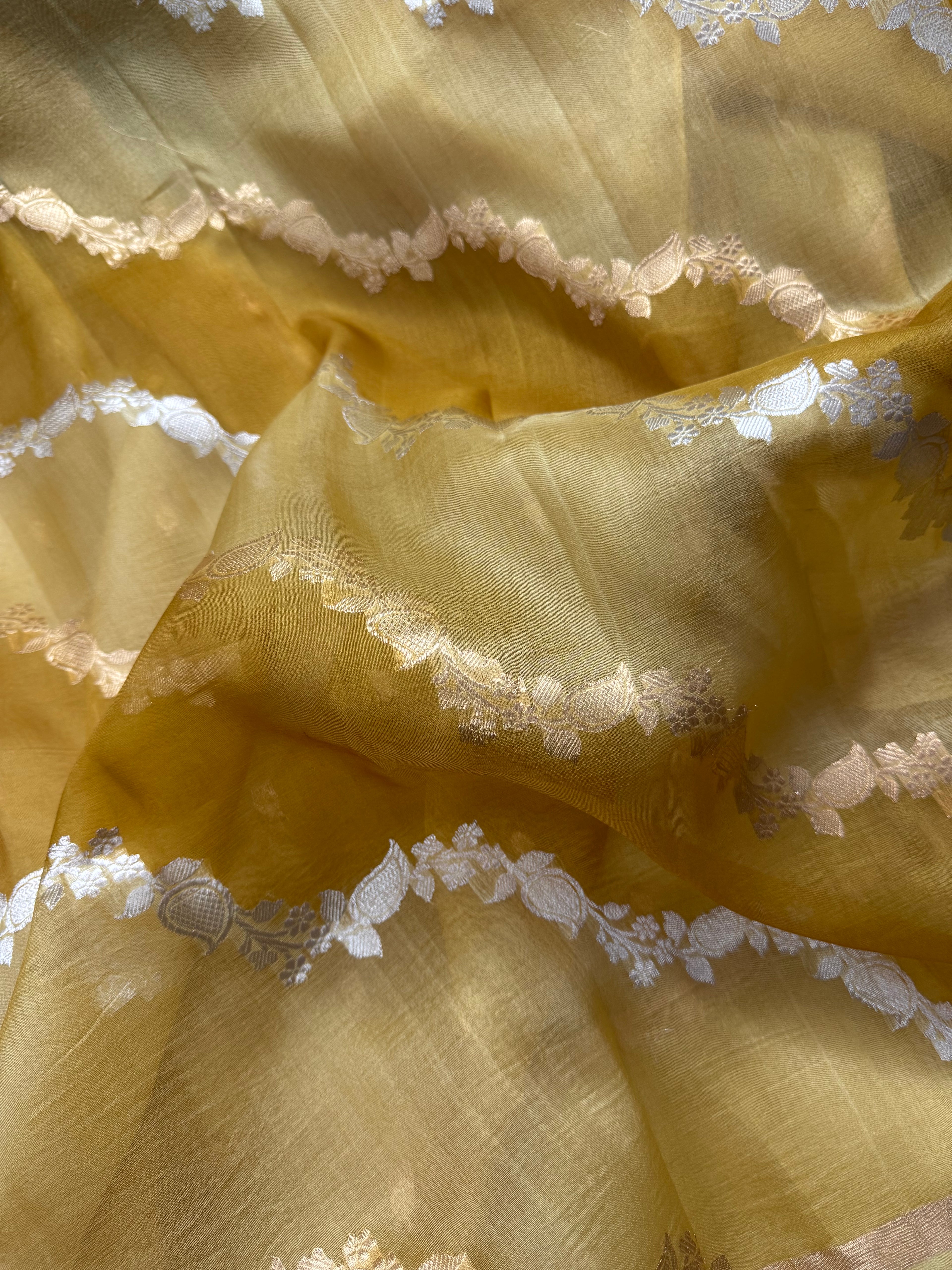 Rangkat Pure Kora Organza Sona & Roopa Zari Stripe Weaving Banarasi Saree