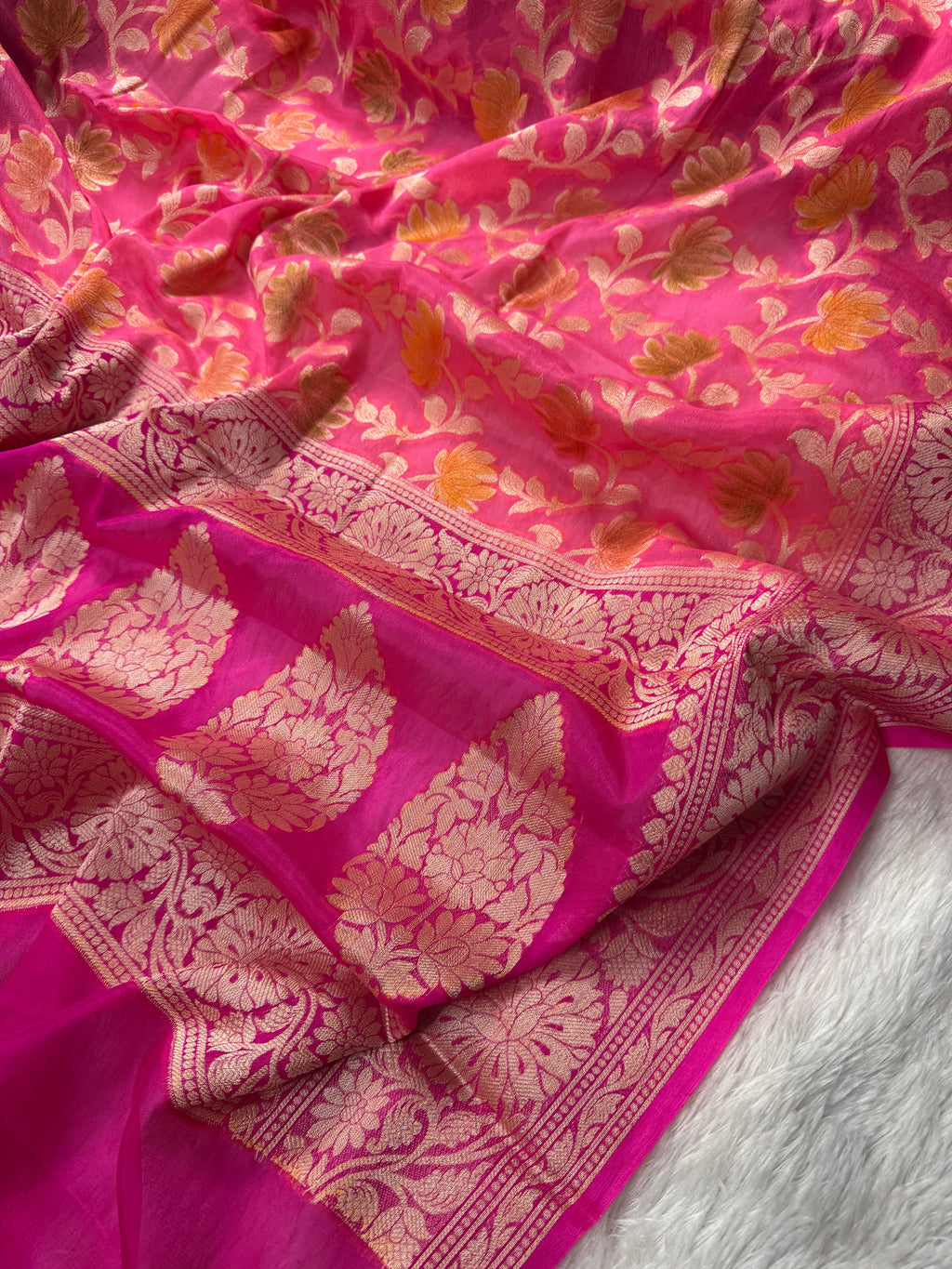 Rani & Pink Handbrush Meenakari Pure Chiffon Silk Banarasi Saree