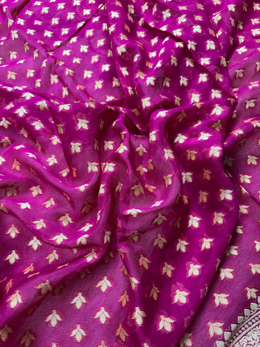 Rani Pure Chiffon Silk Banarasi Saree