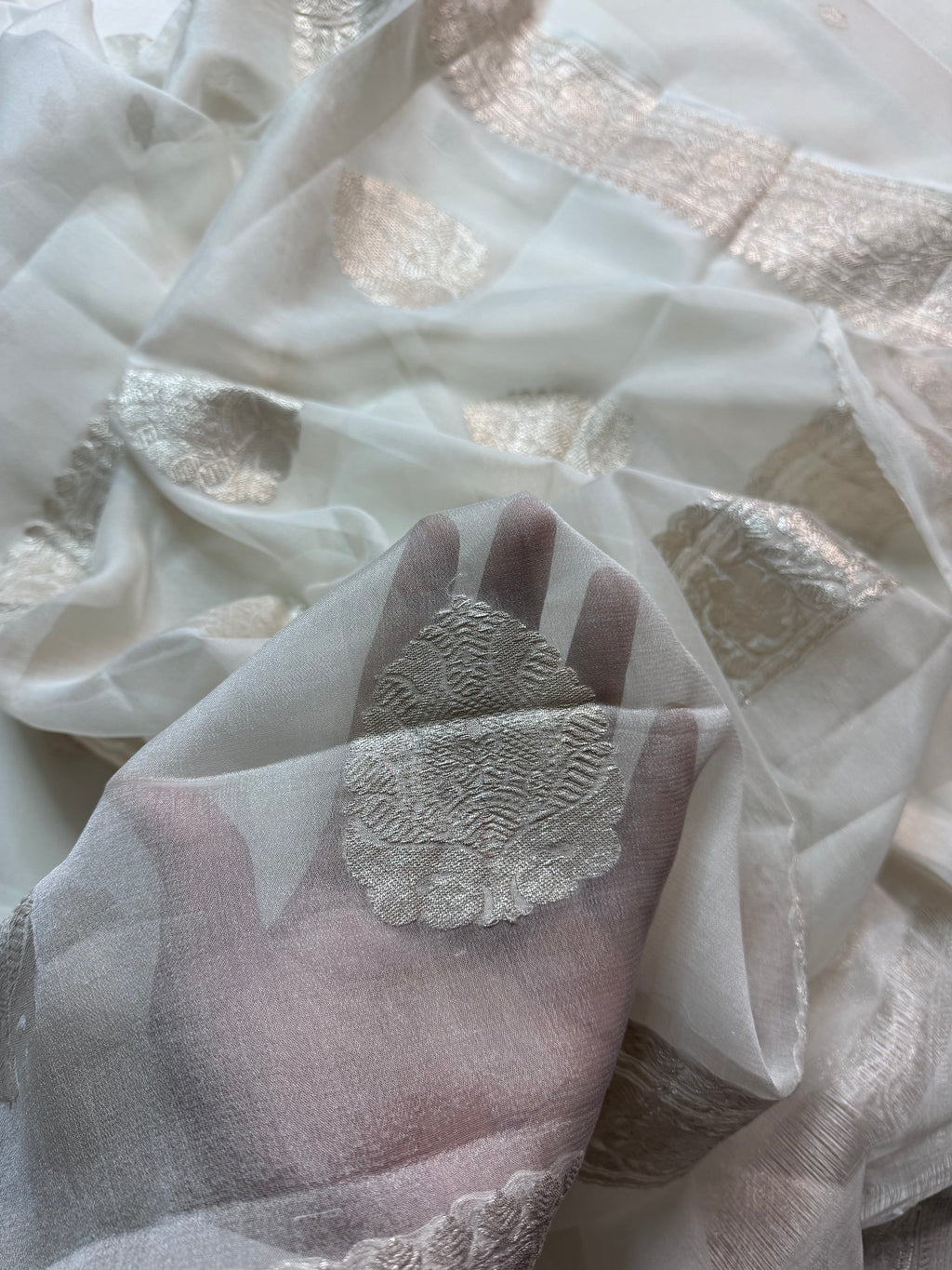 White Pure Khaddi Chiffon Silk Banarasi Saree