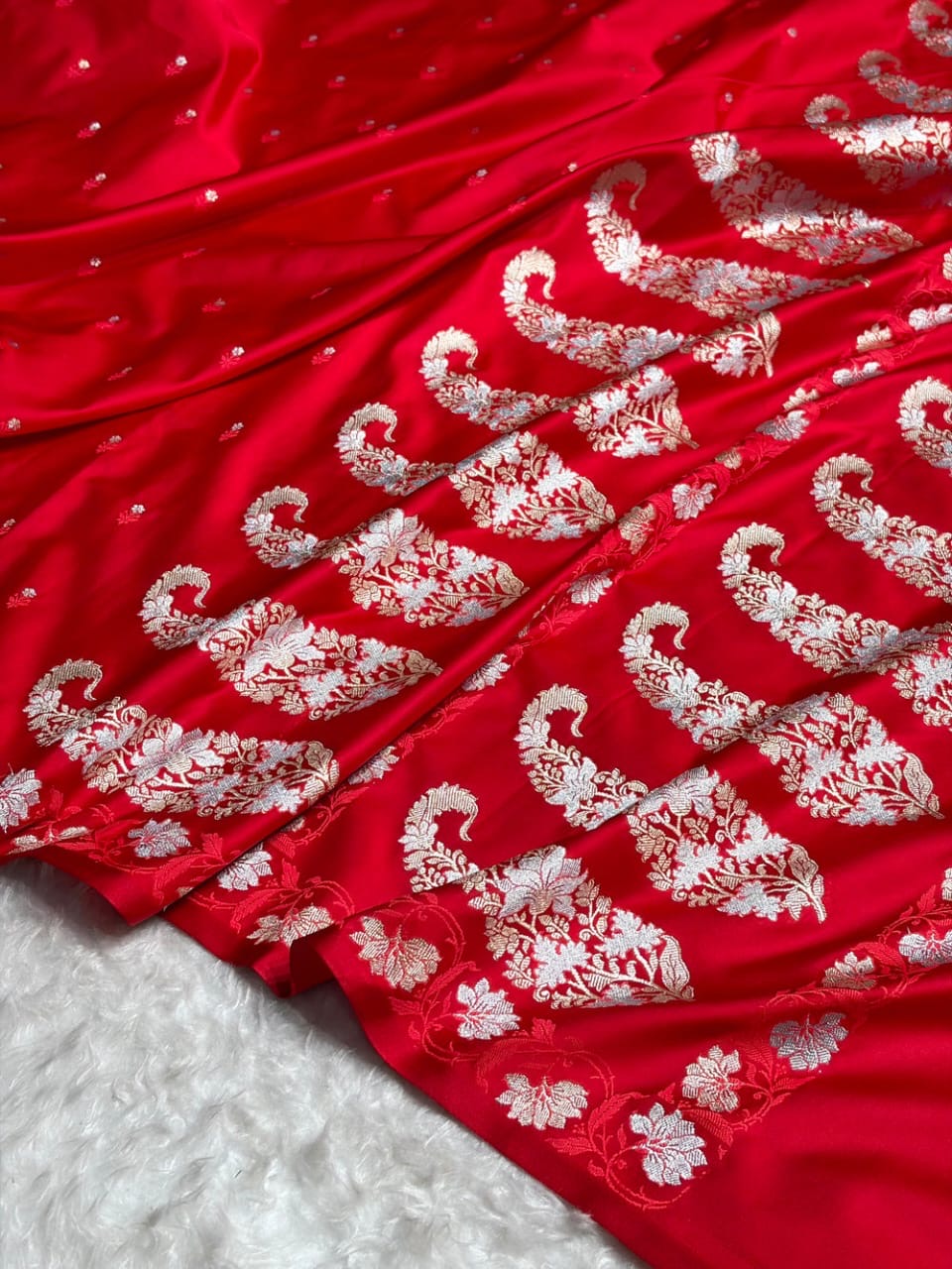 Red Sona Roopa Mashru Katan Silk Banarasi Saree