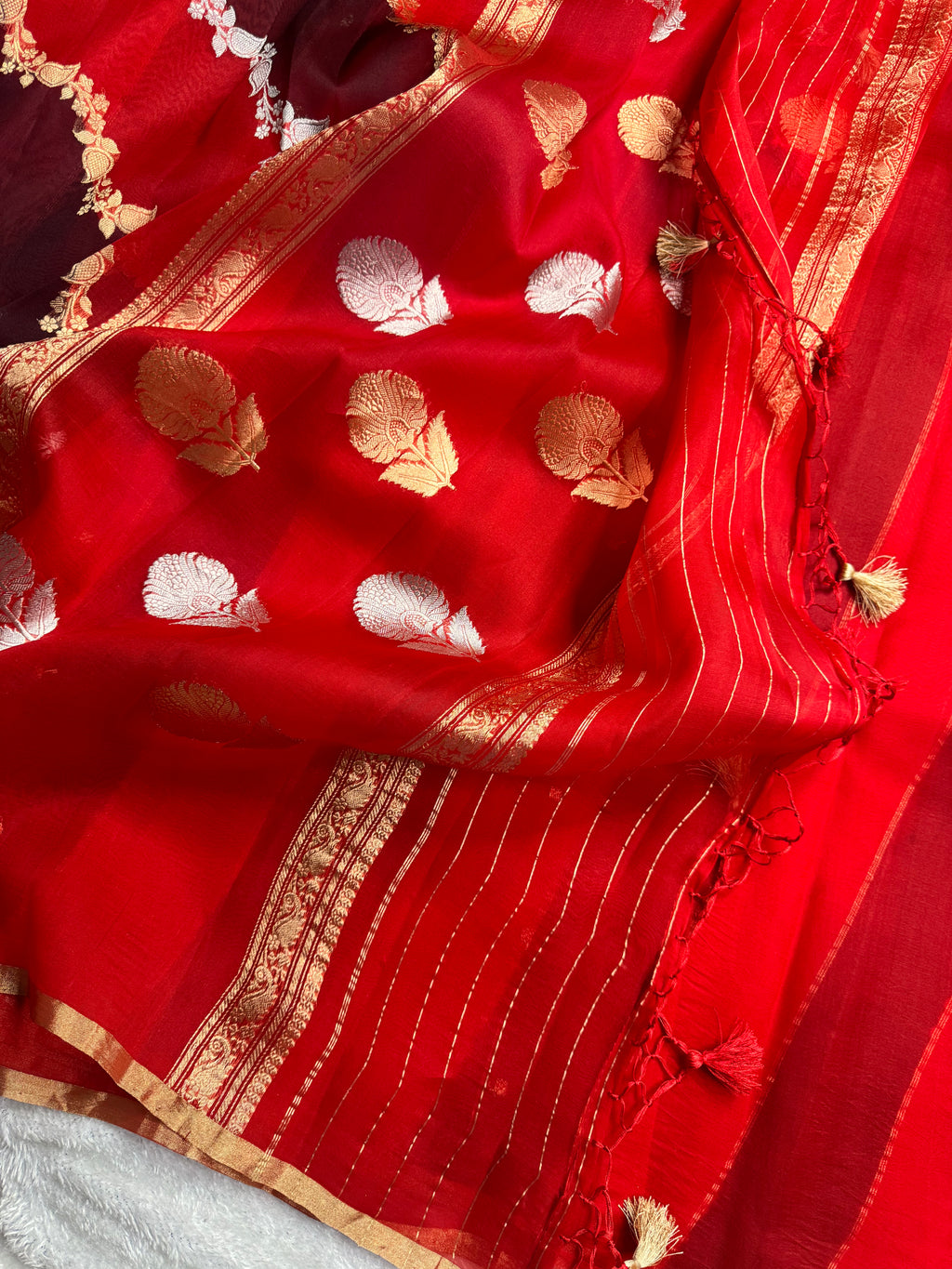 Rangkat Sona Roopa Pure Kora Organza Silk Banarasi Stripe Saree
