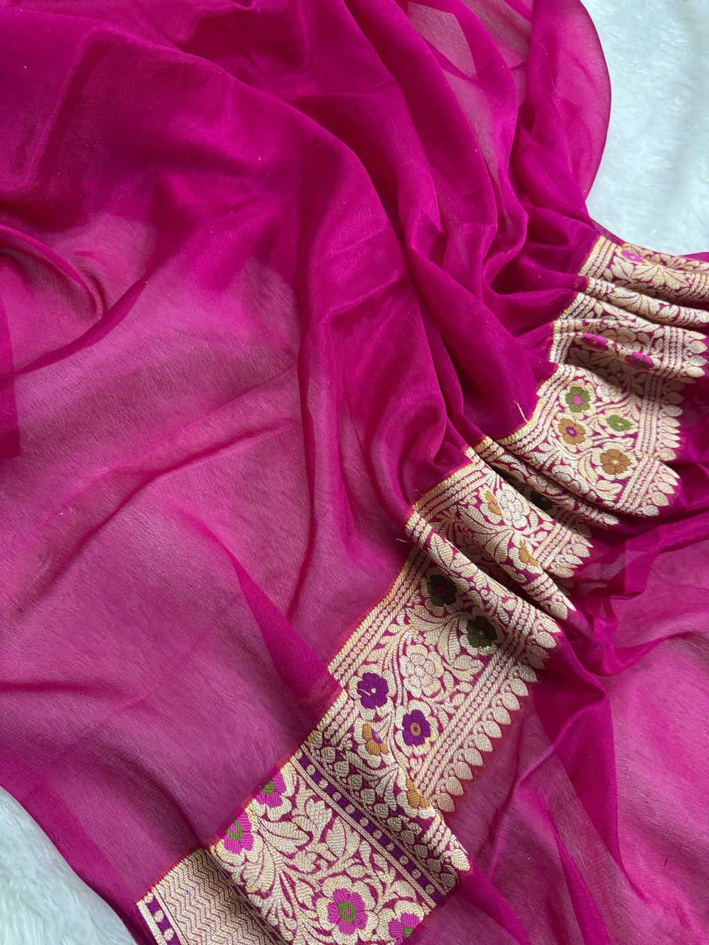 Rani Geometric Meenakari Pure Chiffon Silk Banarasi Saree