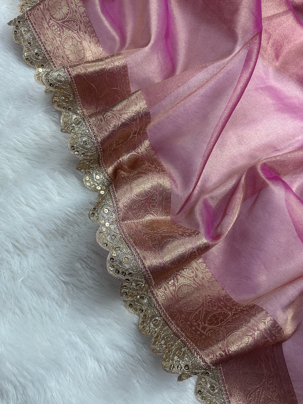 Blush Pink Beautiful Scallops Lace Border Tissue Silk Banarasi Saree