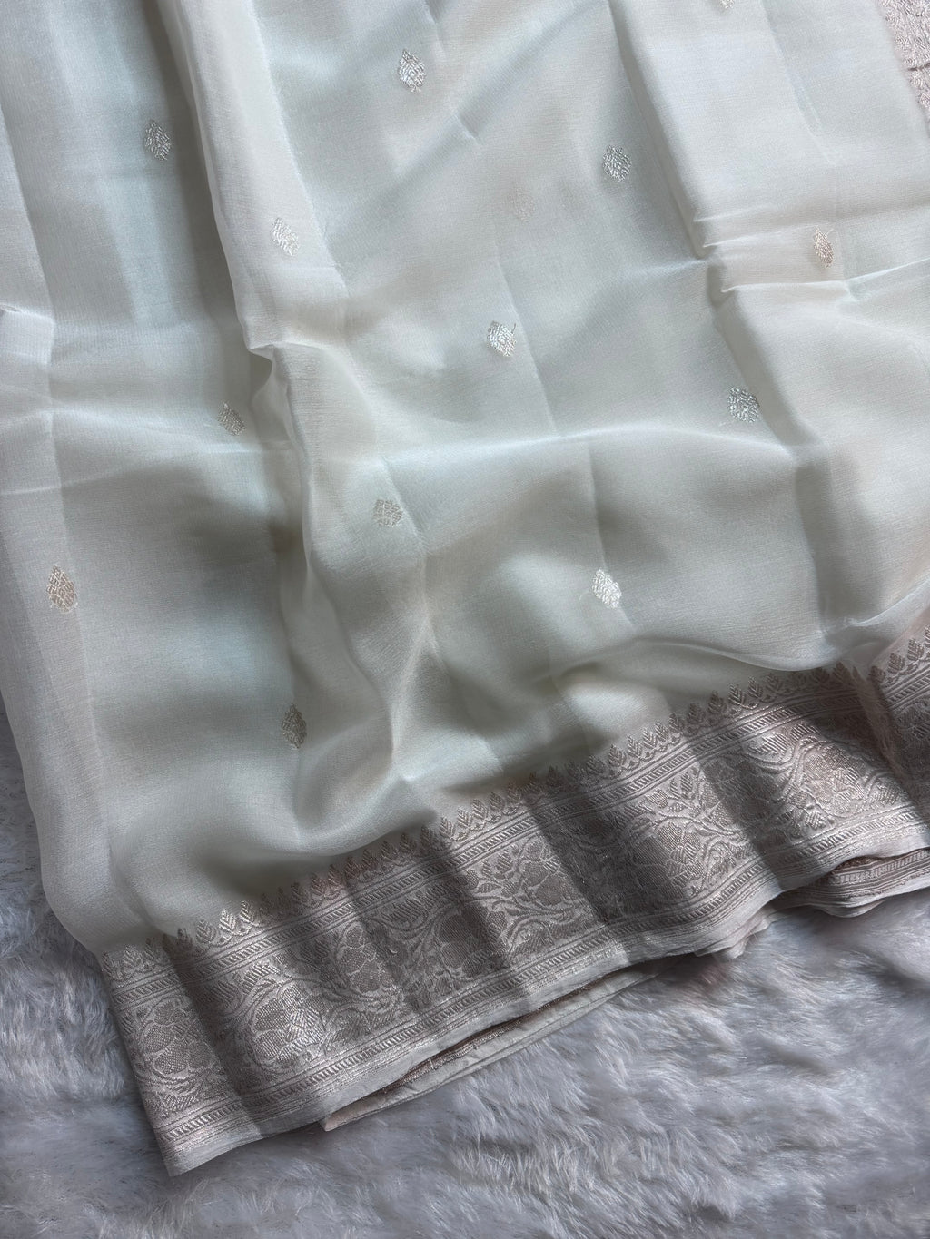 White Pure Khaddi Chiffon Silk Banarasi Saree