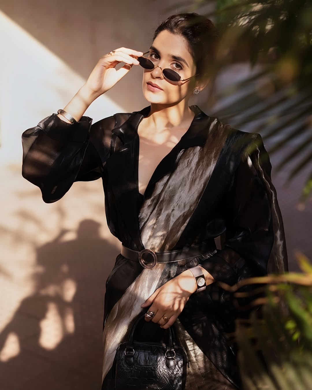 Black Pure Glass Tissue Silk Banarasi Saree