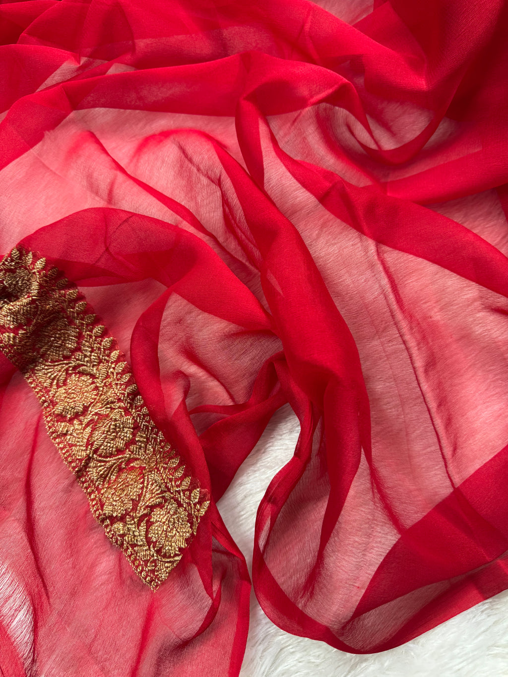 Red Pure khaddi Chiffon Silk Banarasi Saree