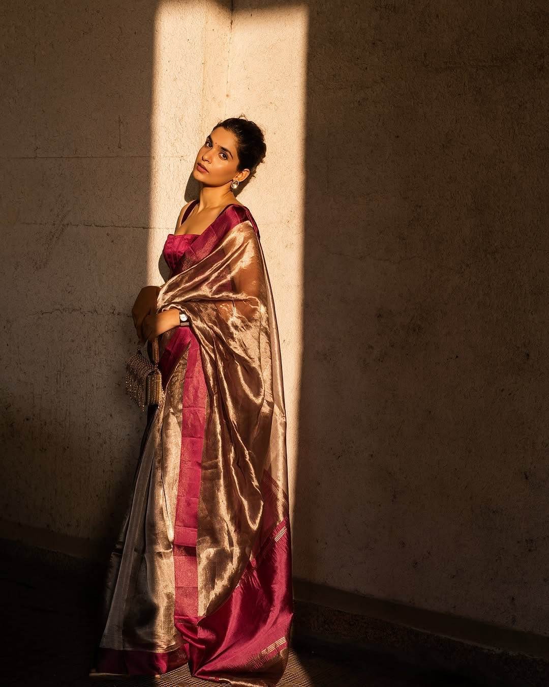 Reddish Wine Pure Glass Tissue Silk Banarasi Saree