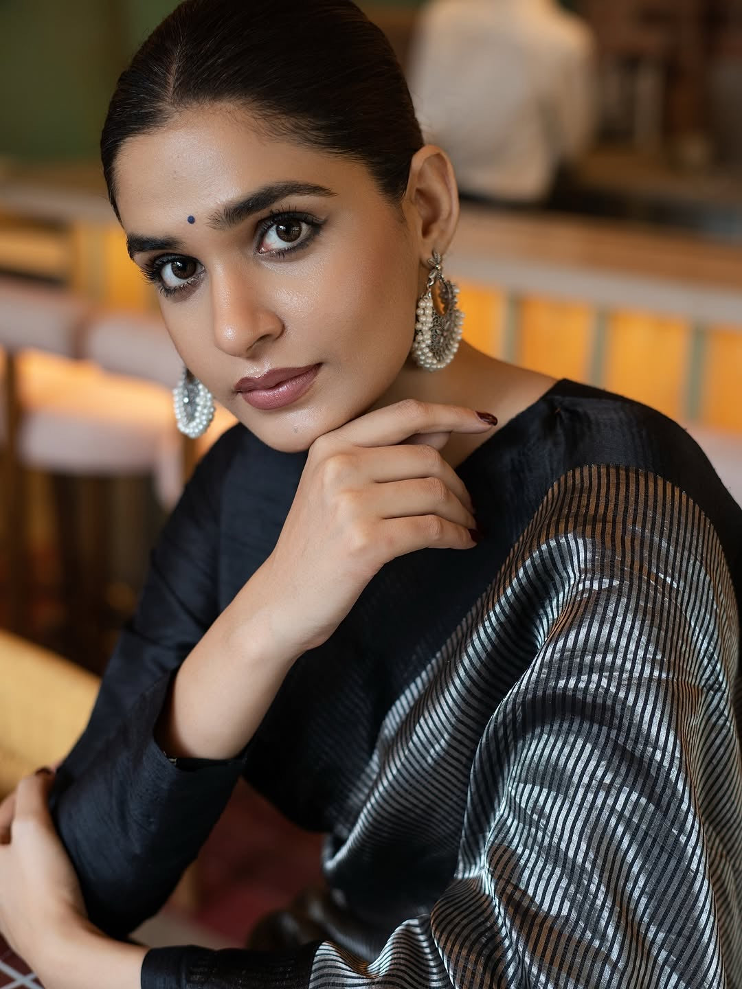 Black Stripe Pure Glass Tissue Silk Banarasi Saree
