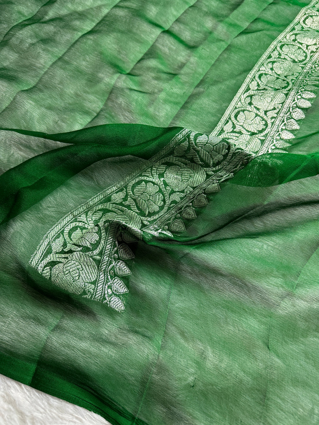 Green & Dark Green Pure Khaddi Chiffon Silk Banarasi Saree