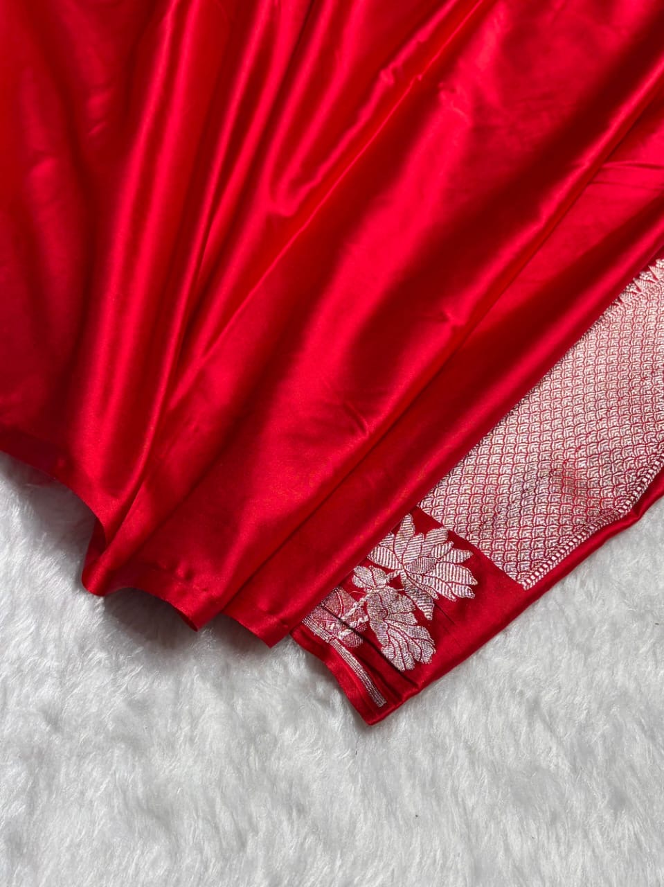 Red Meenakari Mashru Katan Silk Banarasi Saree