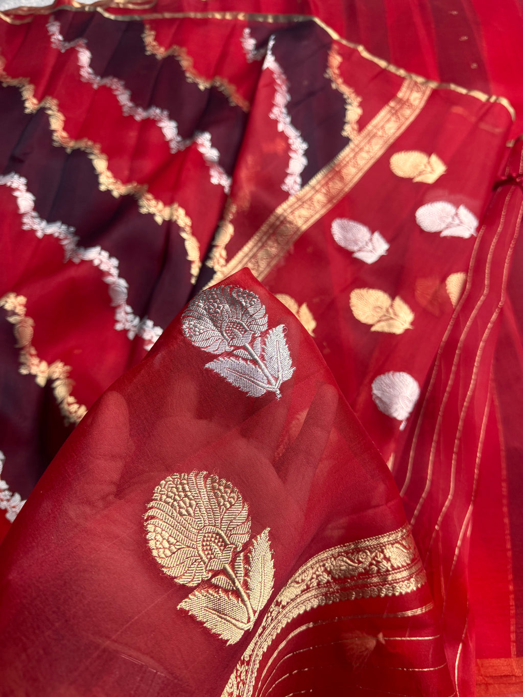 Rangkat Sona Roopa Pure Kora Organza Silk Banarasi Stripe Saree