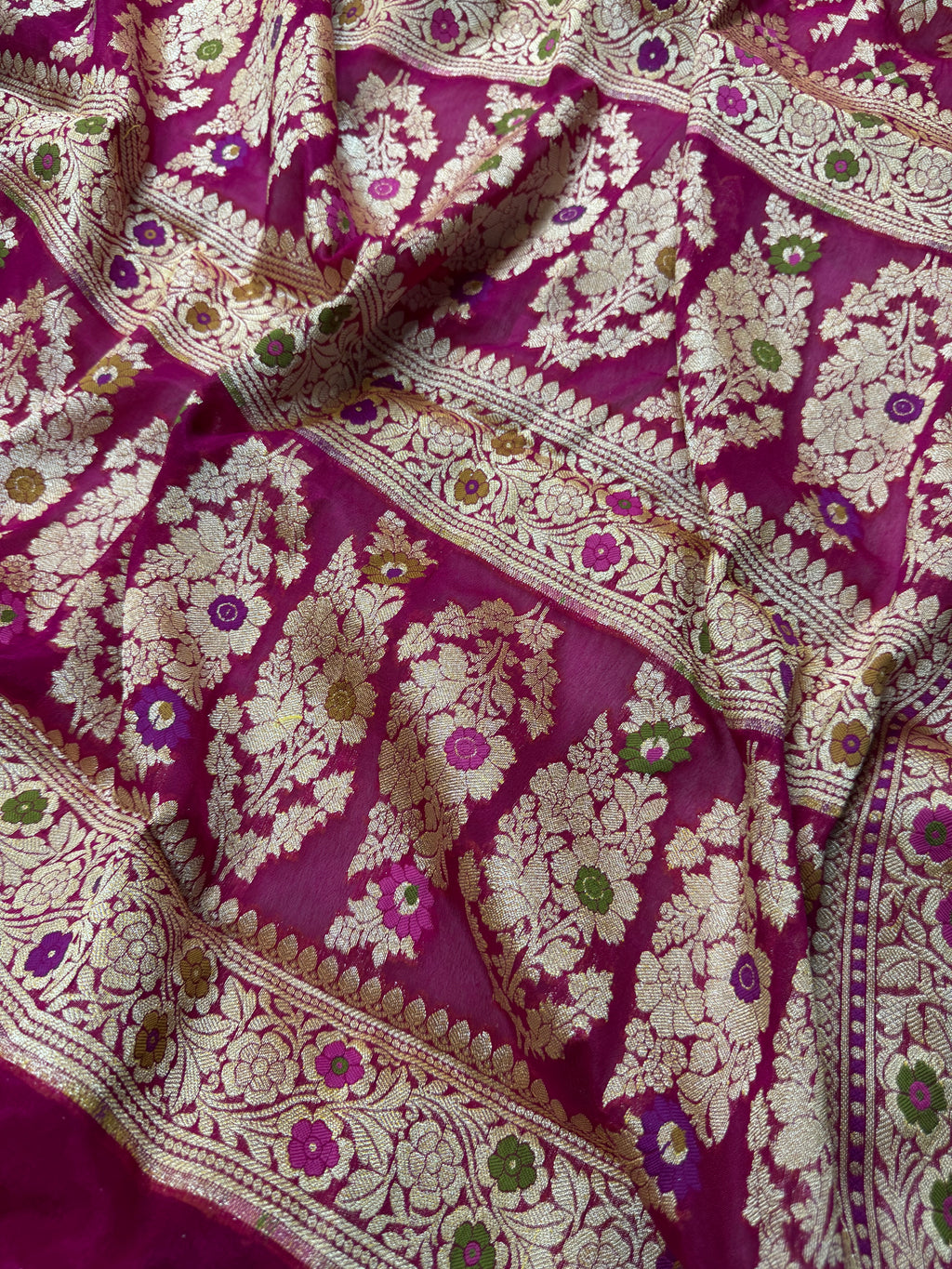 Rani Geometric Meenakari Pure Chiffon Silk Banarasi Saree