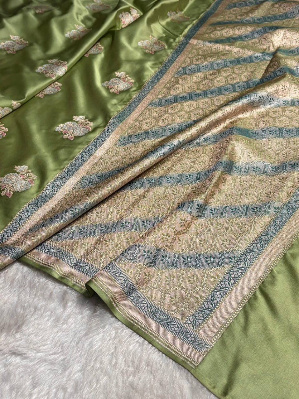 Pista Meenakari Mashru Katan Silk Banarasi Saree