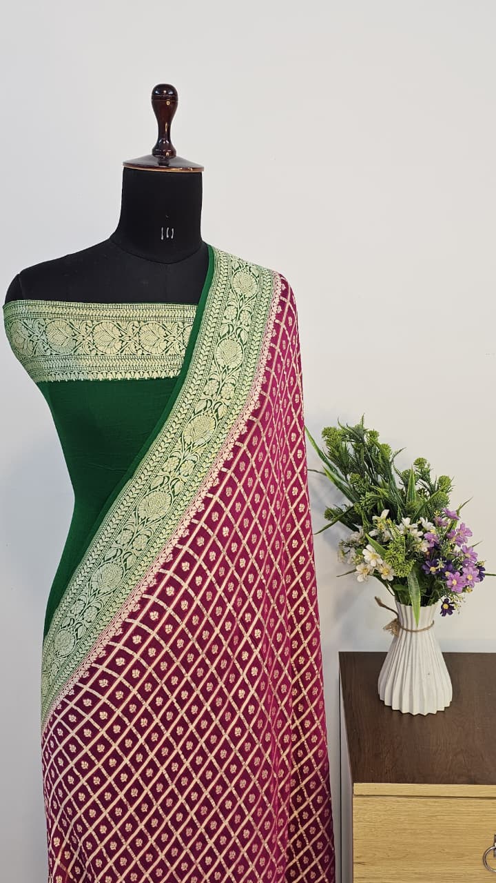 Bottle Green & Rani Contrast Pure Khaddi Georgette Banarasi Border Chaokdi Jaal Booti Saree