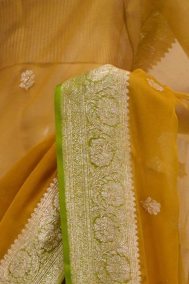 Green & Yellow Contrast Pure khaddi Chiffon Silk Banarasi Border Booti Saree